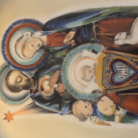 Vintage Christmas 1973 "The Nativity" Collector's Plate - Picture 4 of 5